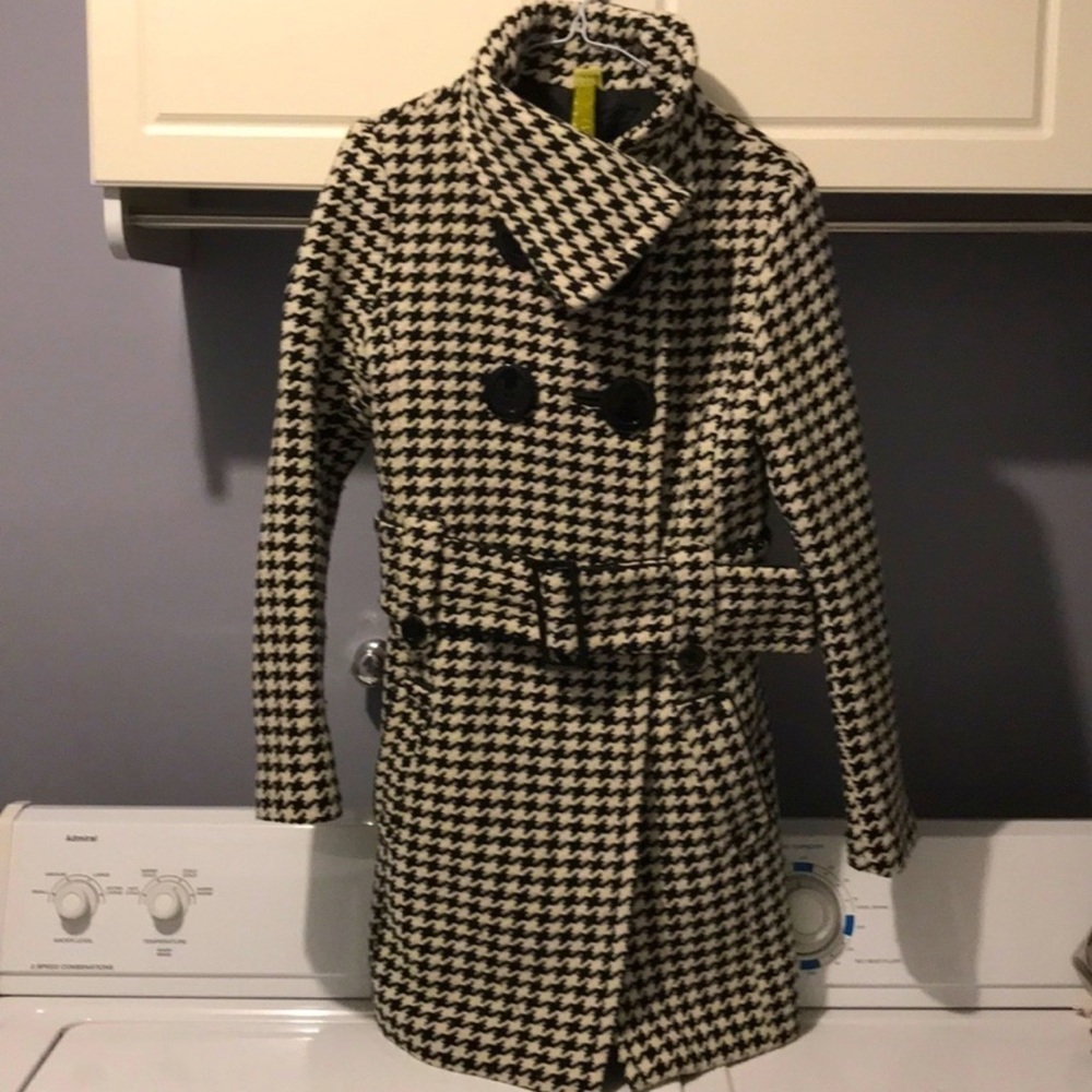 Soia & Kyo Black and White Houndstooth Trench Coat